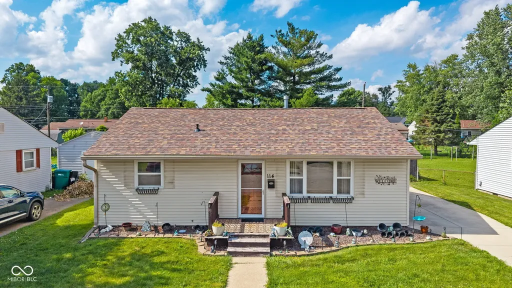 114 Hadley Street Mooresville IN 46158