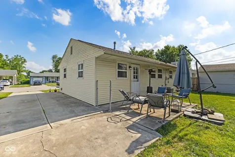 114 Hadley Street Mooresville IN 46158