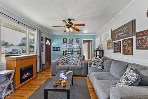 114 Hadley Street Mooresville IN 46158
