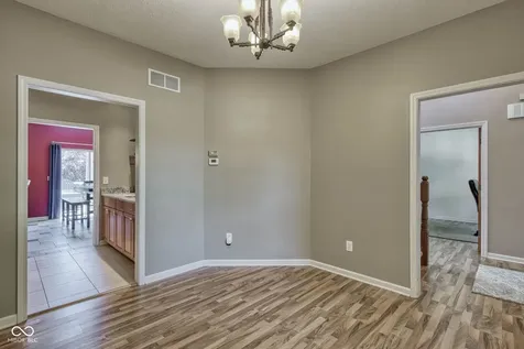 10126 Hawks Lake Drive Fishers IN 46037