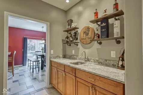 10126 Hawks Lake Drive Fishers IN 46037