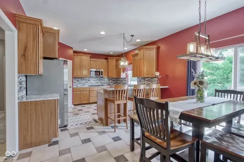 10126 Hawks Lake Drive Fishers IN 46037