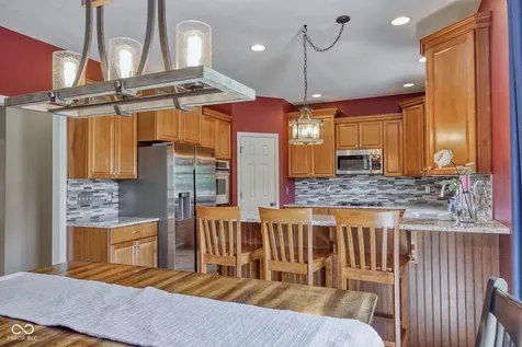 10126 Hawks Lake Drive Fishers IN 46037