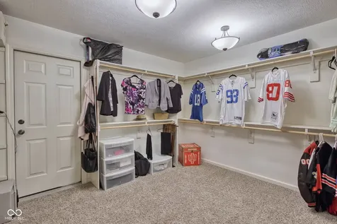 10126 Hawks Lake Drive Fishers IN 46037