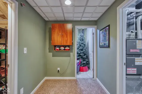 10126 Hawks Lake Drive Fishers IN 46037