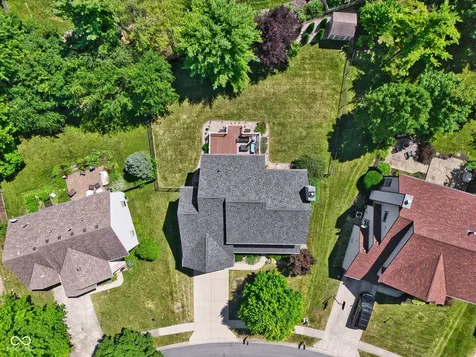 10126 Hawks Lake Drive Fishers IN 46037