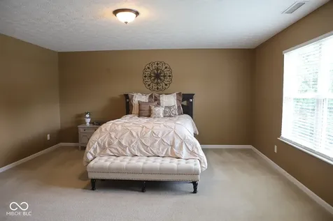 16910 Brigg Court Westfield IN 46074