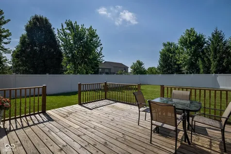 16910 Brigg Court Westfield IN 46074
