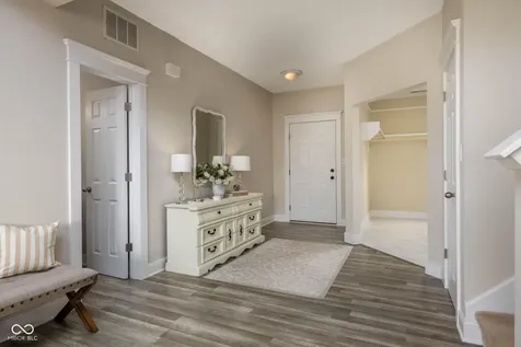 16910 Brigg Court Westfield IN 46074