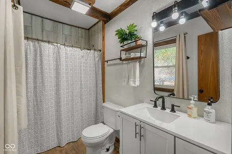 833 Helmsburg Road Nashville IN 47448