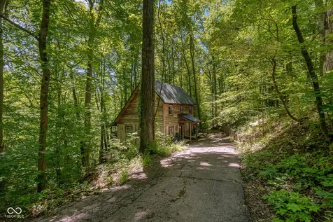 833 Helmsburg Road Nashville IN 47448