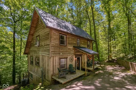 833 Helmsburg Road Nashville IN 47448