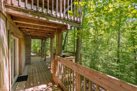 833 Helmsburg Road Nashville IN 47448