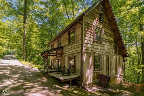 833 Helmsburg Road Nashville IN 47448