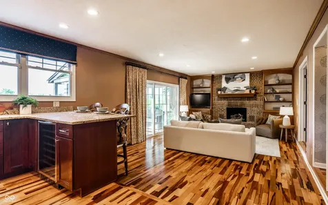 5225 Fall Creek Road Indianapolis IN 46220