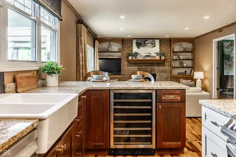 5225 Fall Creek Road Indianapolis IN 46220