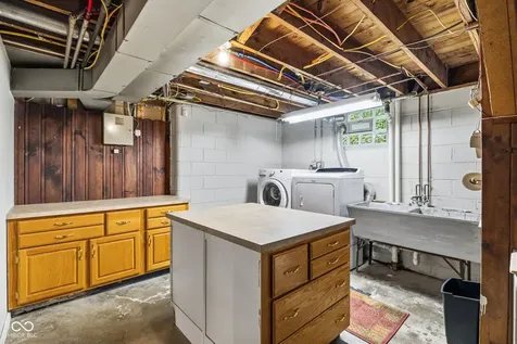 5790 E Michigan Street Indianapolis IN 46219