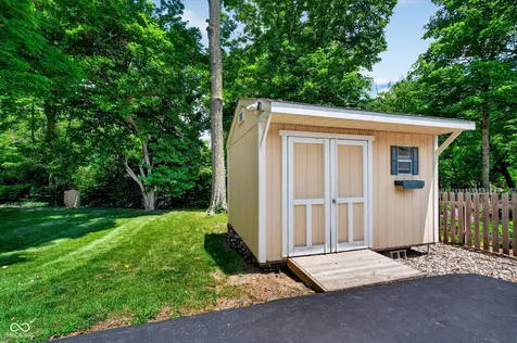 5790 E Michigan Street Indianapolis IN 46219