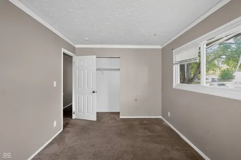 9926 Montery Road Indianapolis IN 46235
