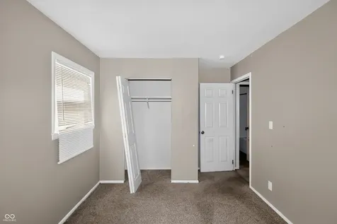 9926 Montery Road Indianapolis IN 46235