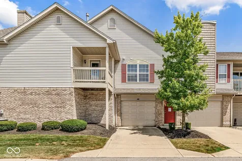 1153 Blackthorne Plainfield IN 46168