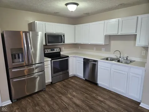 1353 Valley Forge Drive Indianapolis IN 46234