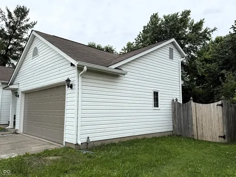 3722 W 41st Terrace Indianapolis IN 46228