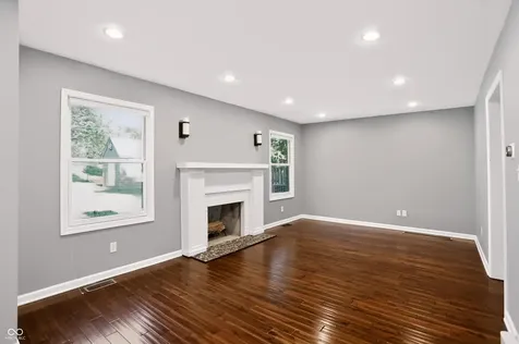 242 Beechmont Drive Carmel IN 46032