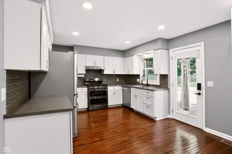 242 Beechmont Drive Carmel IN 46032