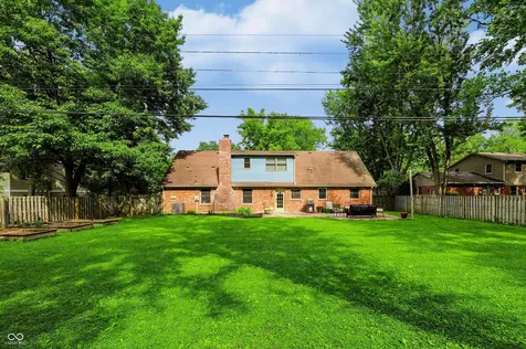 242 Beechmont Drive Carmel IN 46032