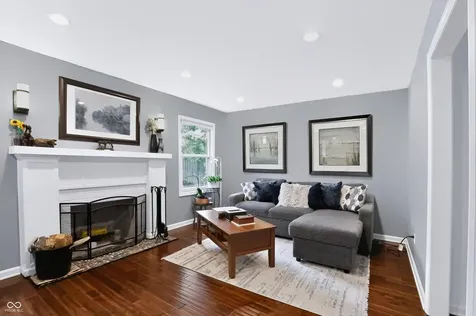 242 Beechmont Drive Carmel IN 46032
