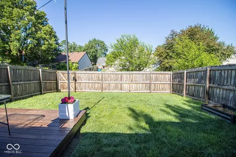 9709 River Oak Lane E Fishers IN 46038