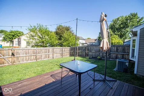 9709 River Oak Lane E Fishers IN 46038