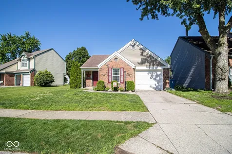 9709 River Oak Lane E Fishers IN 46038