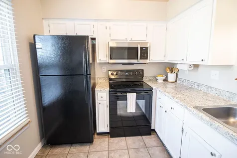 9709 River Oak Lane E Fishers IN 46038
