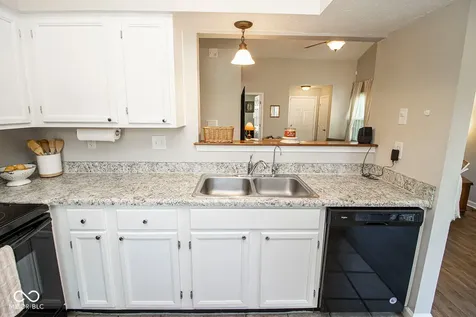 9709 River Oak Lane E Fishers IN 46038