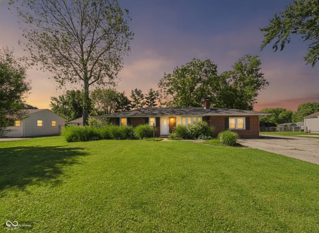 2763 W Hickory Drive Anderson IN 46013
