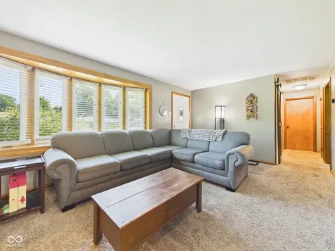 2763 W Hickory Drive Anderson IN 46013