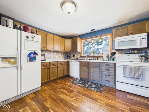 2763 W Hickory Drive Anderson IN 46013