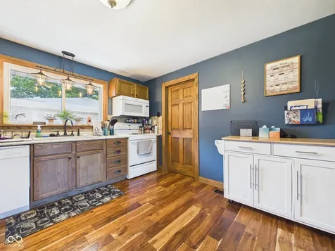 2763 W Hickory Drive Anderson IN 46013
