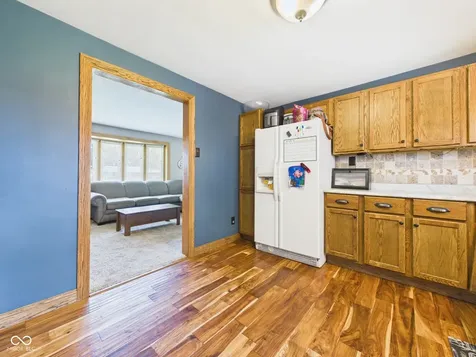 2763 W Hickory Drive Anderson IN 46013