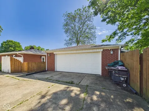 2763 W Hickory Drive Anderson IN 46013