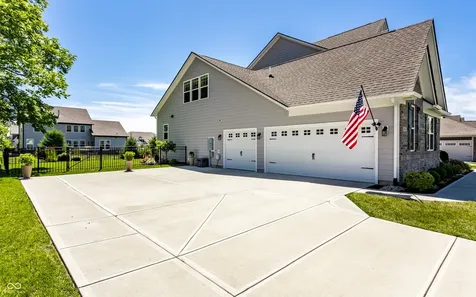 4049 Forbes Road Bargersville IN 46106