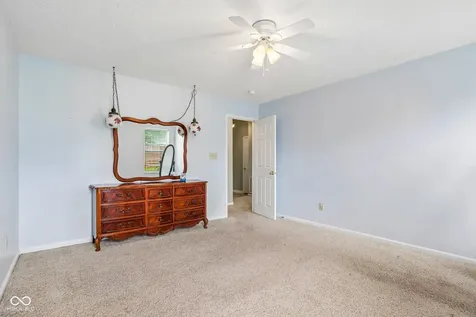 6660 W Denton Drive Mccordsville IN 46055