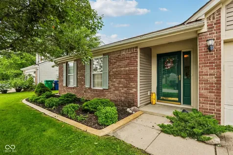 6660 W Denton Drive Mccordsville IN 46055