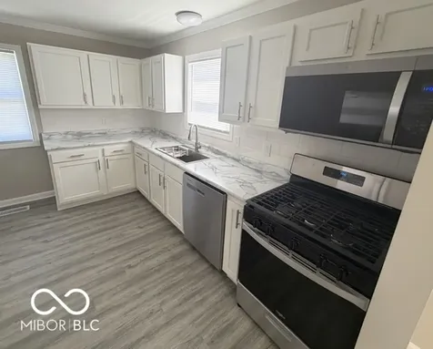 2742 W 18th Street Anderson IN 46011