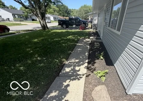 2742 W 18th Street Anderson IN 46011