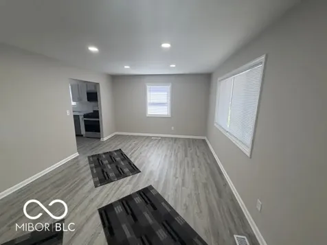 2742 W 18th Street Anderson IN 46011