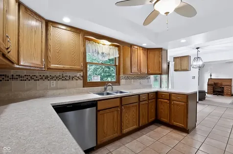 487 Moccosin Road Greenwood IN 46142