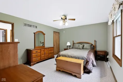 487 Moccosin Road Greenwood IN 46142